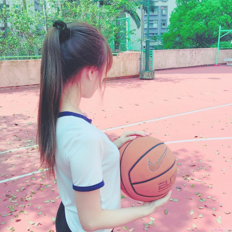 运动正妹娜娜Nana Bebu 打篮球活力四射姿势100分