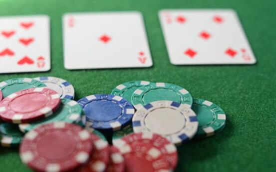 ​扑克小测试：你对卡顺听牌究竟有多了解？