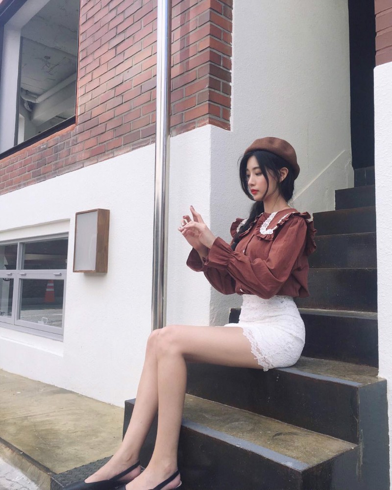 韩国网店模特正妹 高颜值美女放电眼神令人一秒恋爱