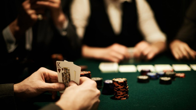 一企业CEO：扑克教会我的商业道理