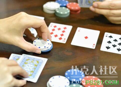 ​扑克策略：如何用暗三条来对抗同花听牌